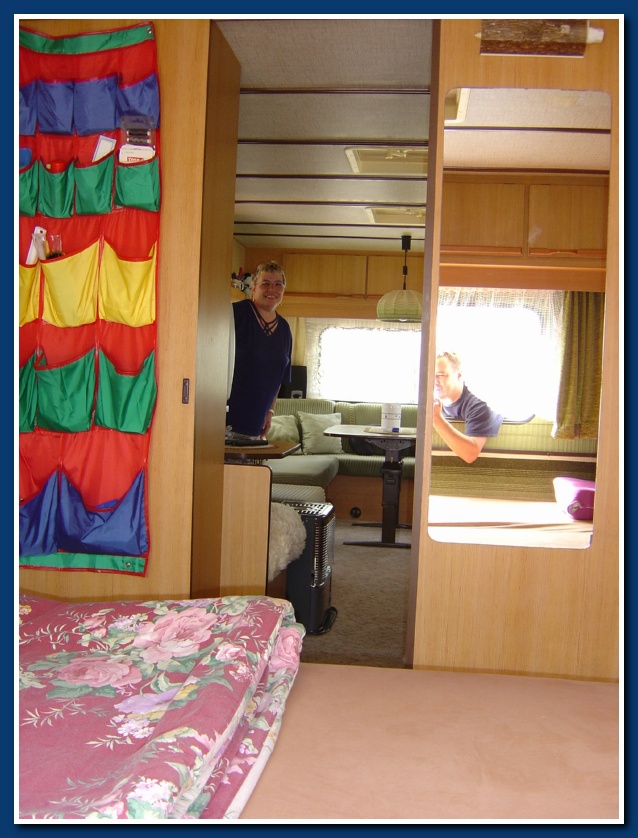 Kaeslin's Wohnwagen Schlaf- bis Wohnzi